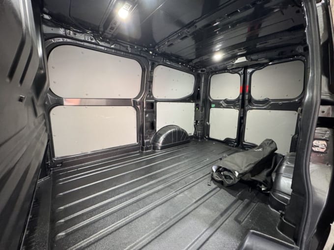2025 Ford Transit Custom