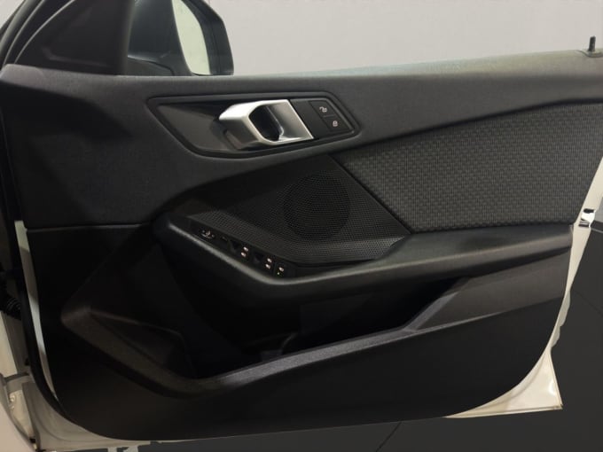 2025 BMW 1 Series