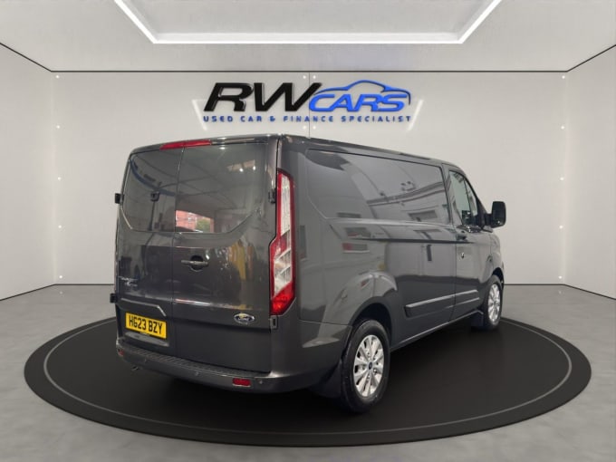 2025 Ford Transit Custom