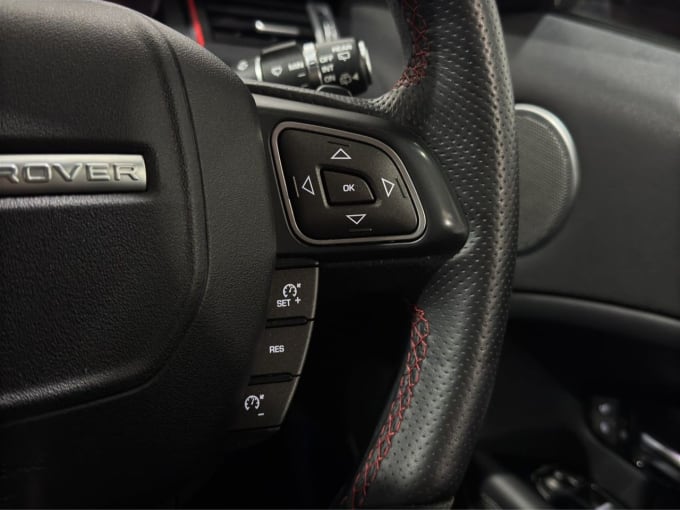 2025 Land Rover Range Rover Evoque