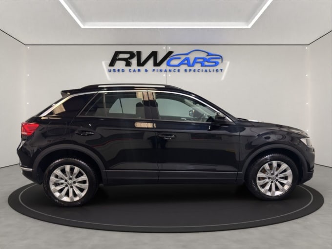 2025 Volkswagen T-roc