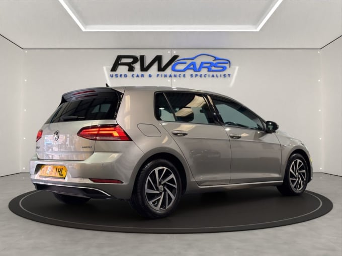 2025 Volkswagen Golf