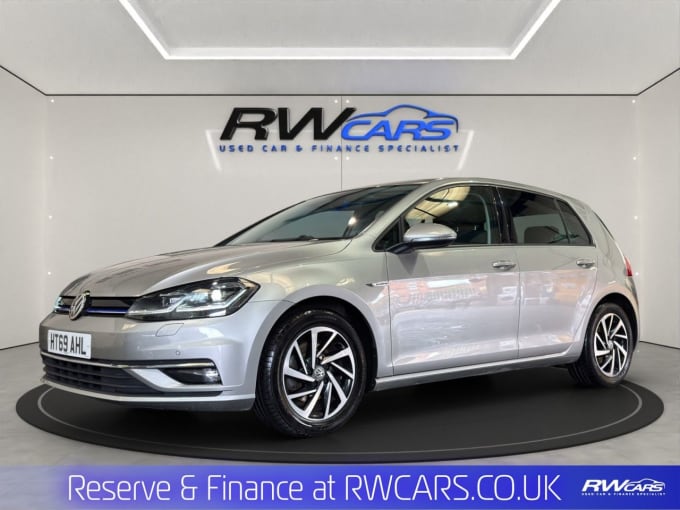 2025 Volkswagen Golf