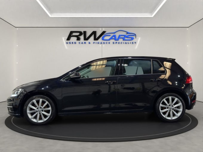 2025 Volkswagen Golf