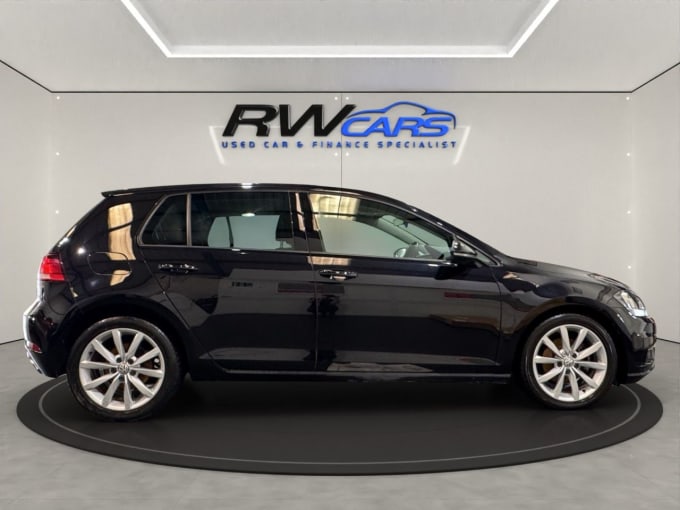 2025 Volkswagen Golf