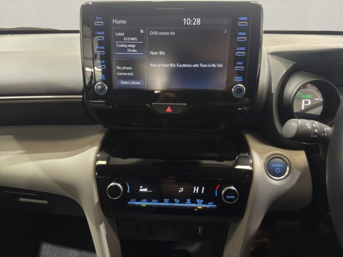 2025 Toyota Yaris Cross