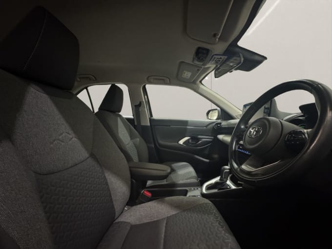 2025 Toyota Yaris Cross