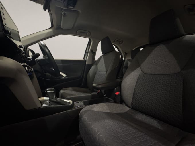 2025 Toyota Yaris Cross