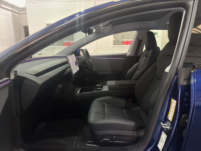 2025 Tesla Model 3