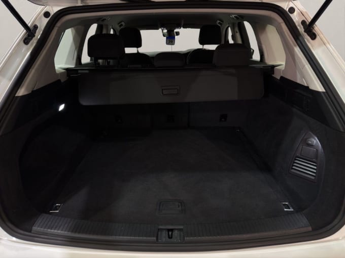 2025 Volkswagen Touareg