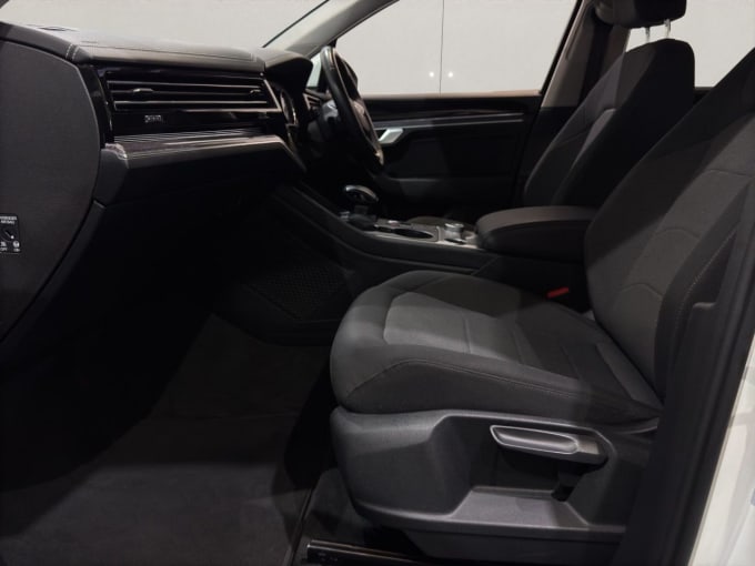 2025 Volkswagen Touareg