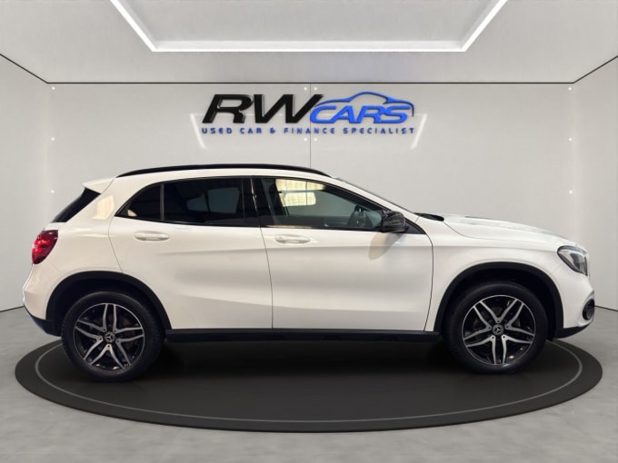 2025 Mercedes-benz Gla
