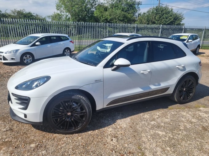 2024 Porsche Macan