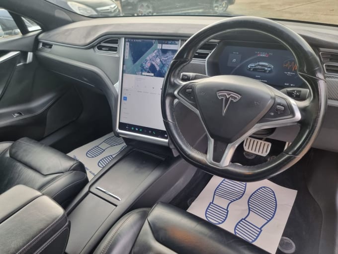 2025 Tesla Model S