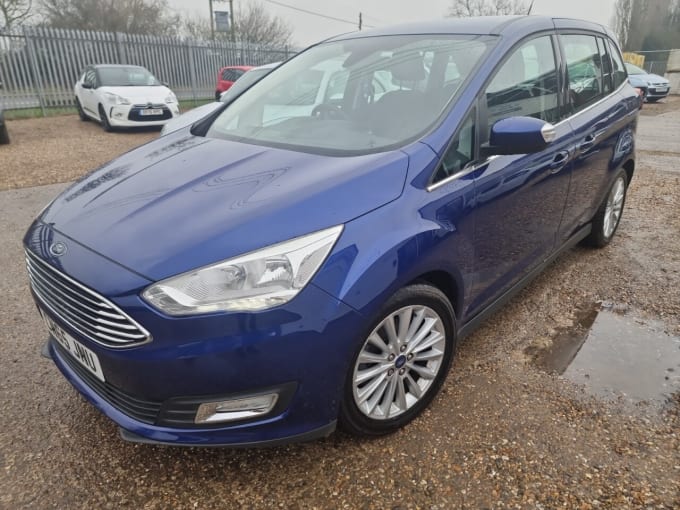 2025 Ford Grand C-max