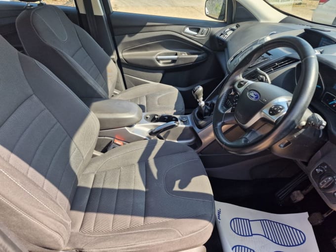 2025 Ford Kuga