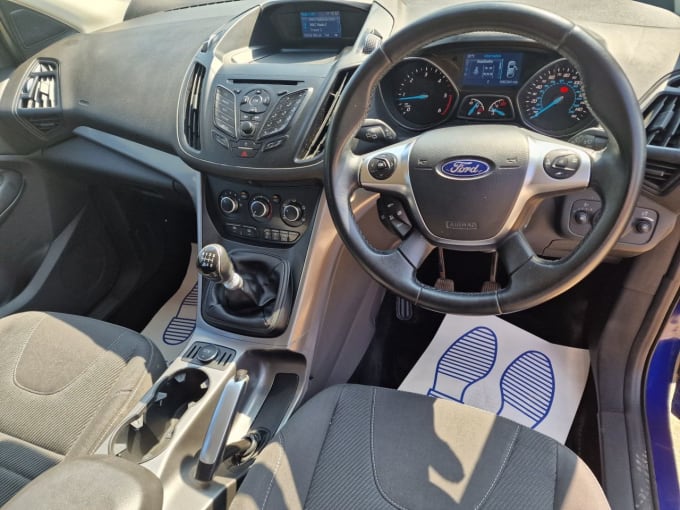 2025 Ford Kuga
