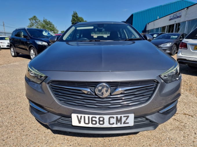 2025 Vauxhall Insignia