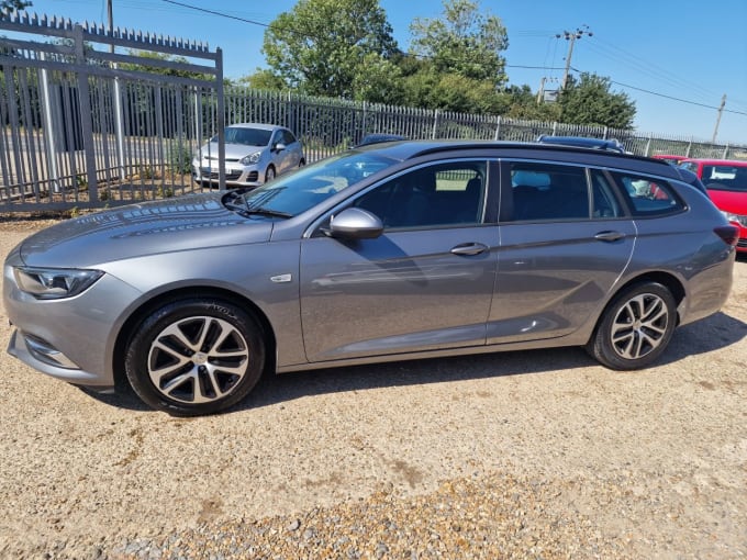 2025 Vauxhall Insignia