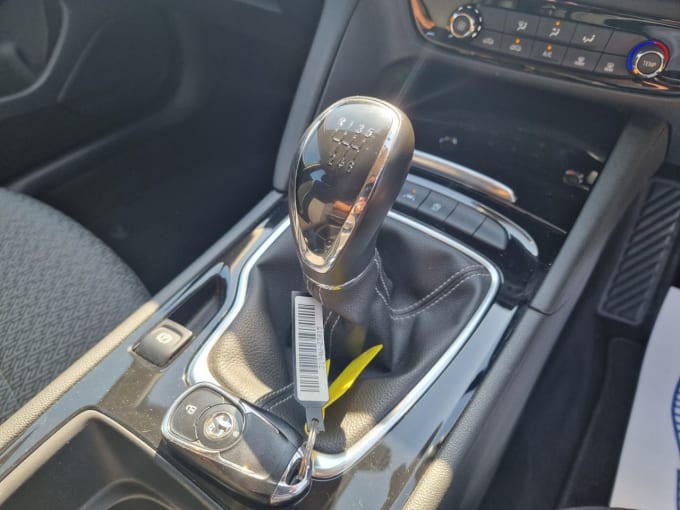 2025 Vauxhall Insignia
