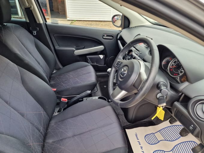 2025 Mazda Mazda2