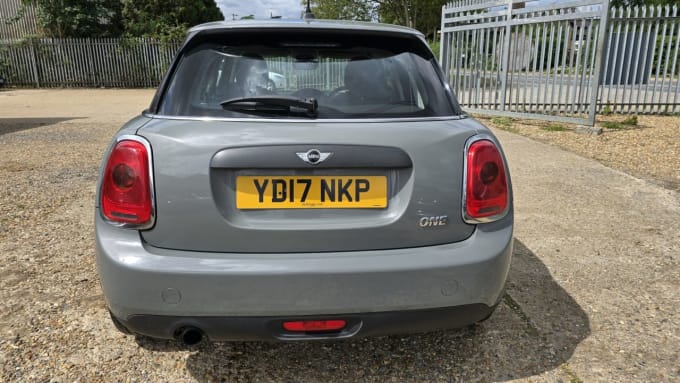 2025 Mini Hatch