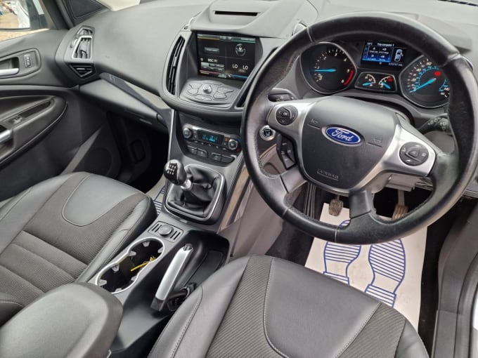 2025 Ford Kuga
