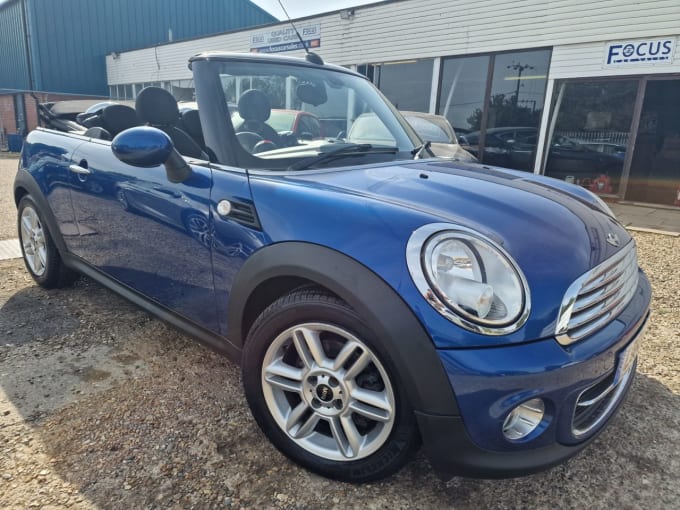 2025 Mini Convertible
