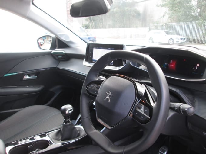 2025 Peugeot 208