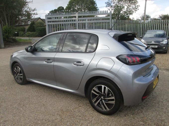 2025 Peugeot 208