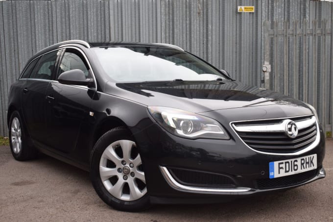 2025 Vauxhall Insignia