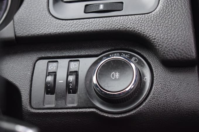 2025 Vauxhall Insignia