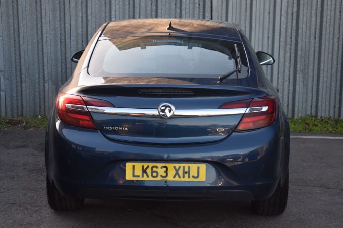 2025 Vauxhall Insignia