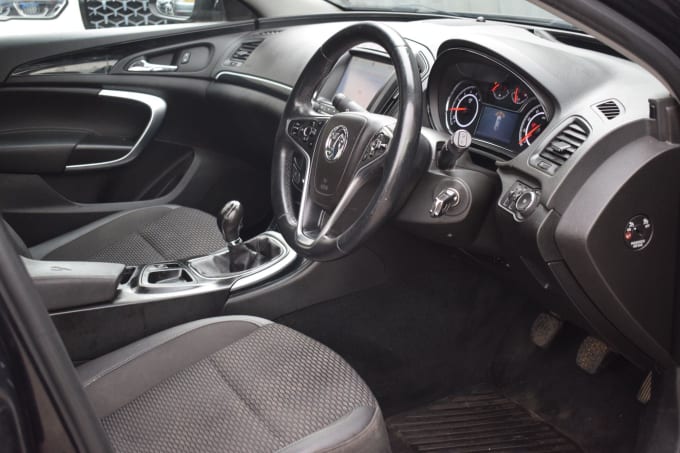 2025 Vauxhall Insignia