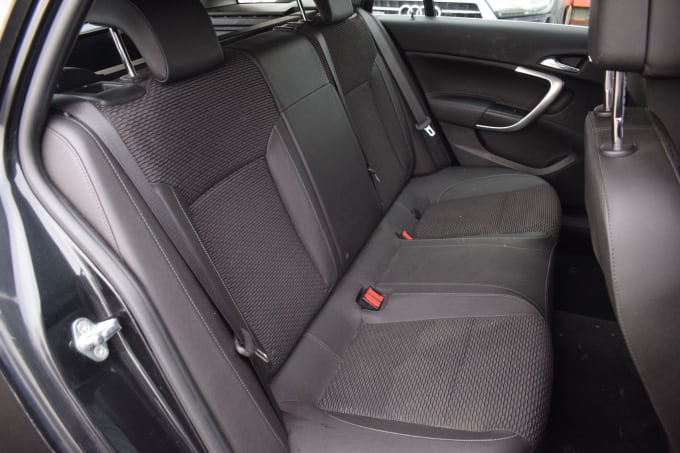 2025 Vauxhall Insignia