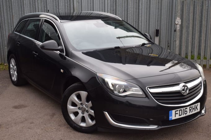 2025 Vauxhall Insignia