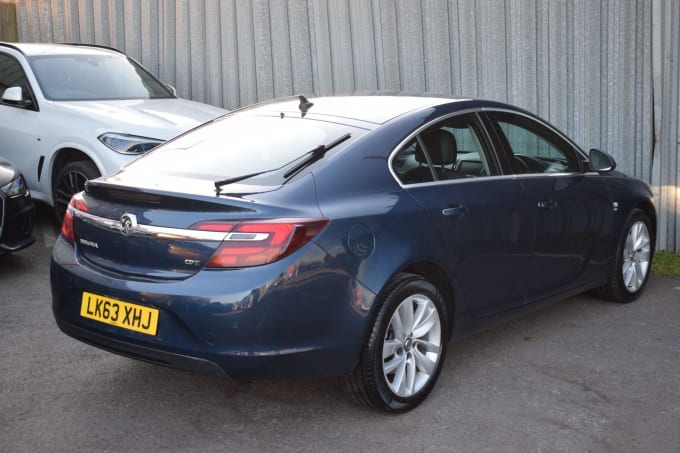 2025 Vauxhall Insignia