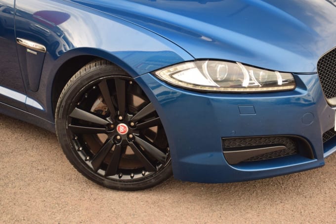 2025 Jaguar Xf