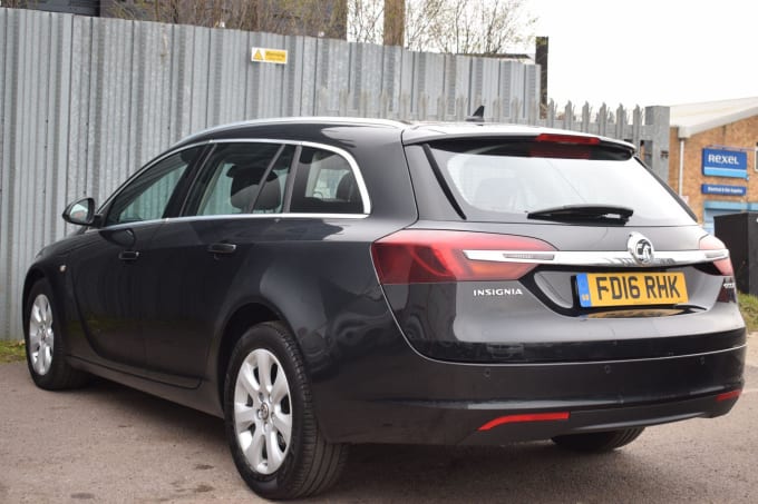 2025 Vauxhall Insignia
