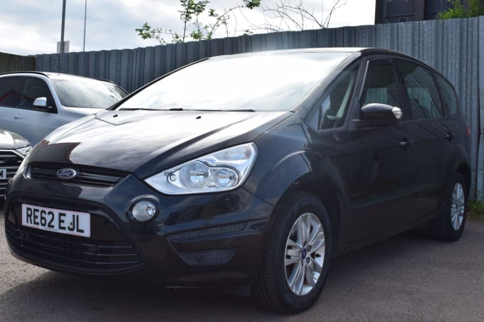 2025 Ford S-max