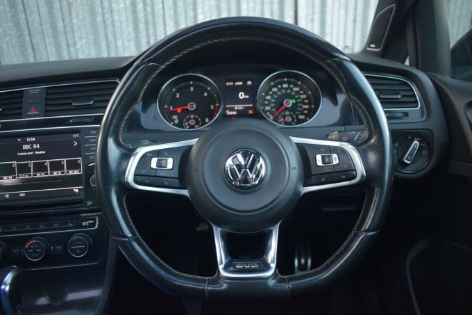 2025 Volkswagen Golf