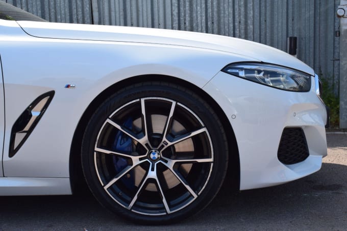2025 BMW 8 Series