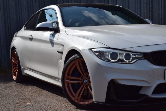 2025 BMW M4