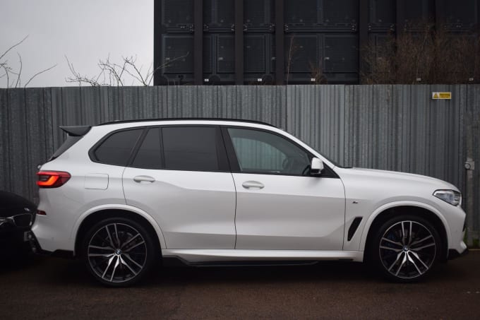 2025 BMW X5