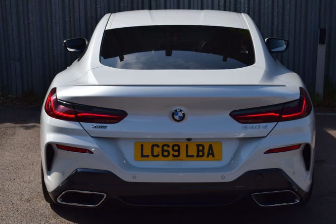 2025 BMW 8 Series