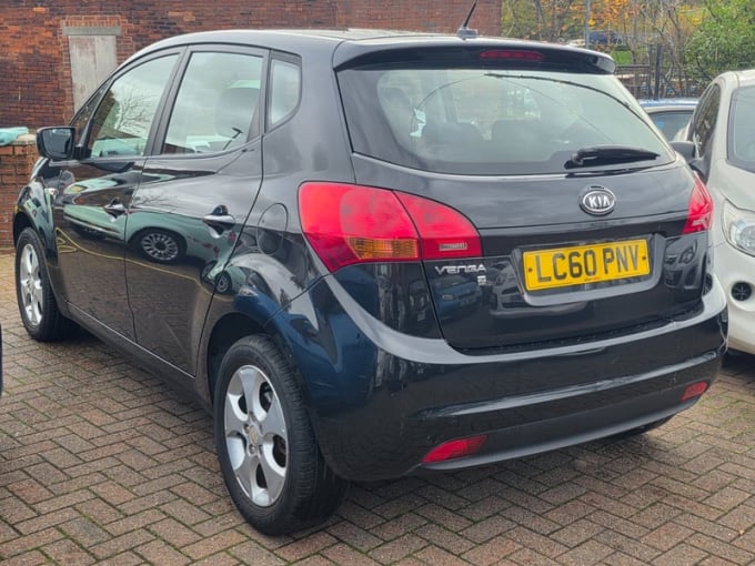 2010 Kia Venga
