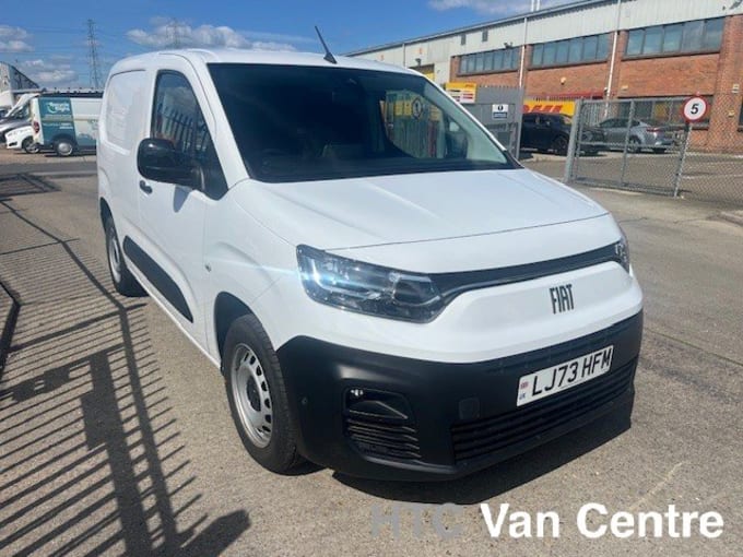 2025 Fiat Doblo