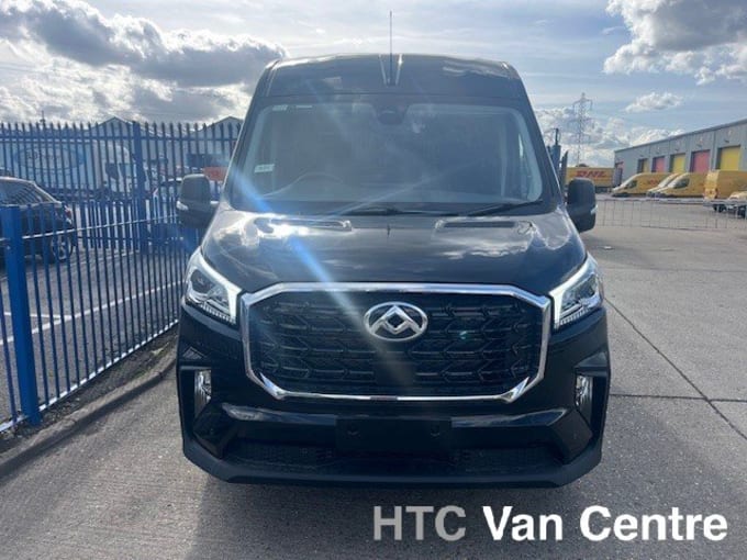 2025 Maxus Deliver 9