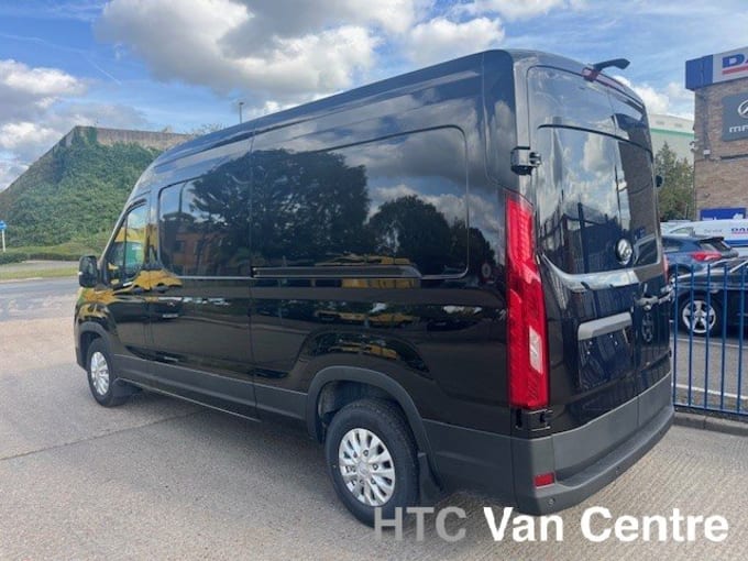 2025 Maxus Deliver 9