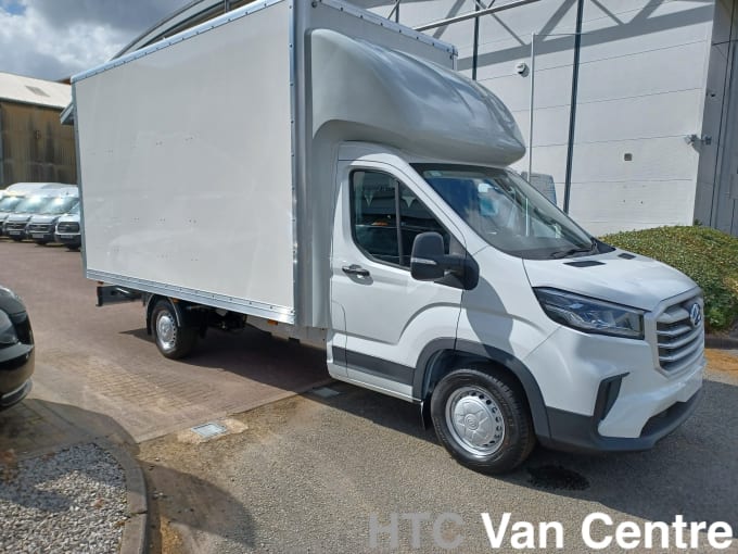 2025 Maxus Deliver 9